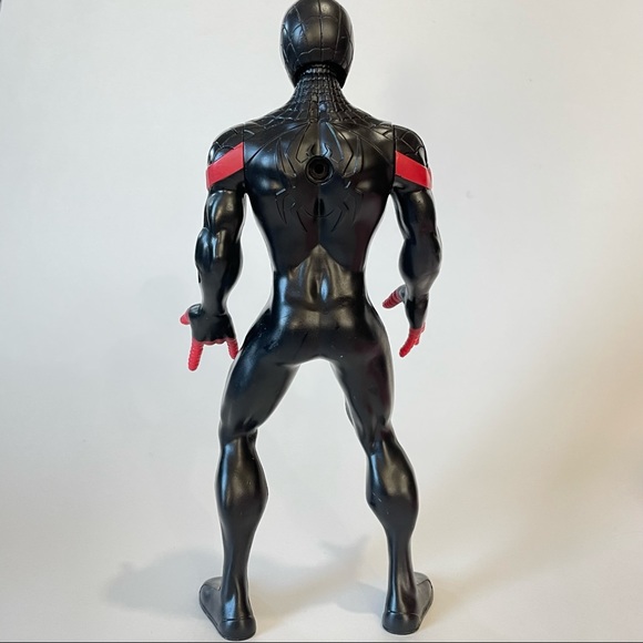 Spiderman 9.5 in Action Figure Marvel Hasbro Miles Morales 2019 Toy - Picture 4 of 11